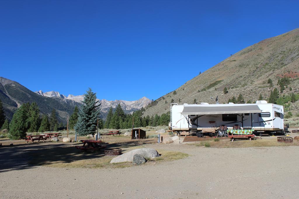 Twin Lakes Resort Bridgeport Habitación foto